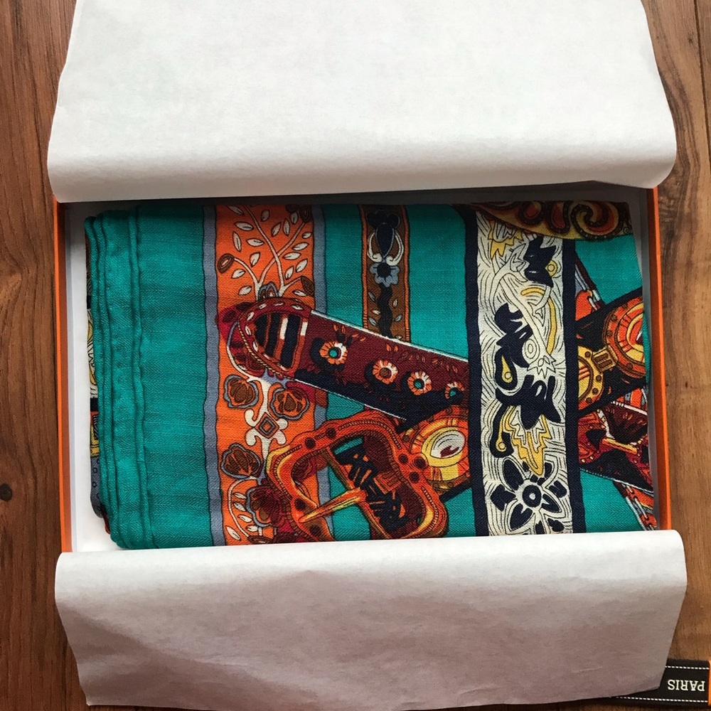 Hermès scarf
